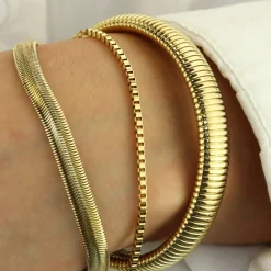 Classic Ribbed Bangle