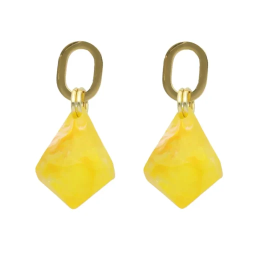 Dangling Diamonds
