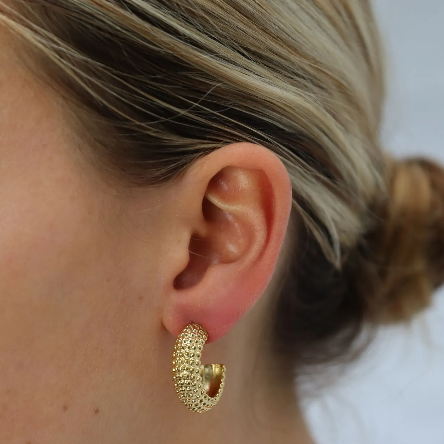 Medium Dots Earrings